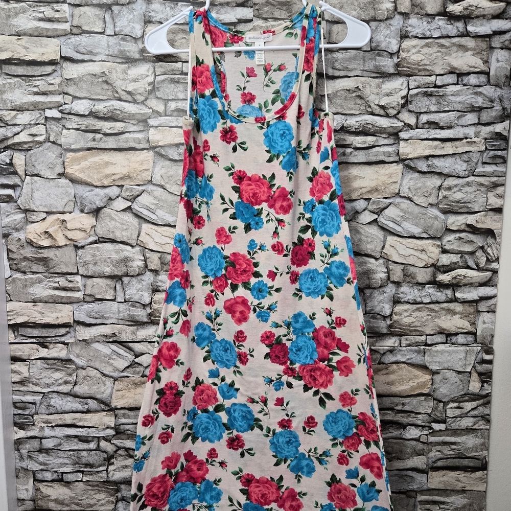 Vintage Ambiance Apparel Pink and Blue Halter Maxi Dress